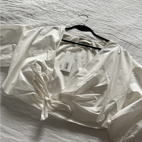 Elegant White Wrap Top - Picture 3 of 7